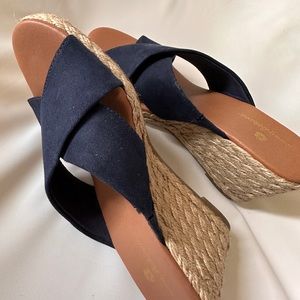 Tommy Bahamas Women's Sz 6 Navy Wedge Sandals